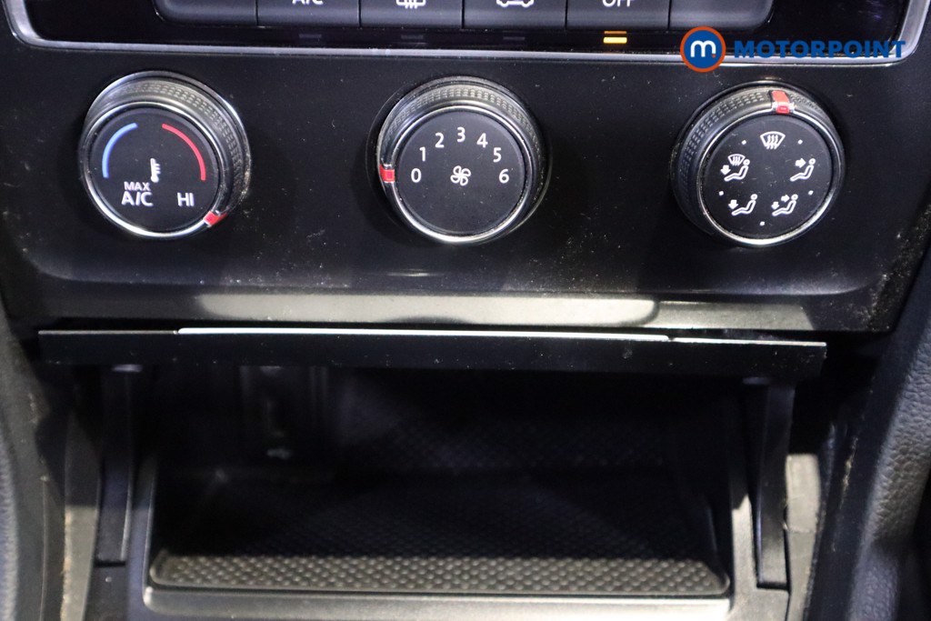 Volkswagen Golf SE Automatic Petrol Hatchback - Stock Number (1607985) - 20th supplementary image