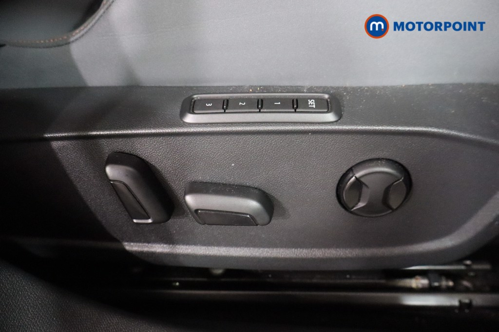 Cupra Formentor Vz First Edition Automatic Petrol Plug-In Hybrid SUV - Stock Number (1608000) - 22nd supplementary image