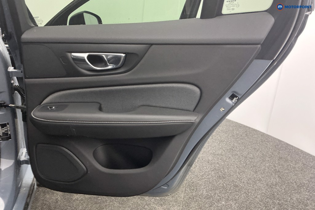 Volvo V60 R Design Automatic Petrol Estate - Stock Number (1608196) - 32nd supplementary image