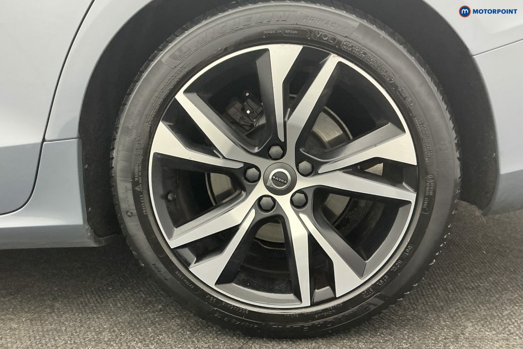 Volvo V60 R Design Automatic Petrol Estate - Stock Number (1608196) - 47th supplementary image