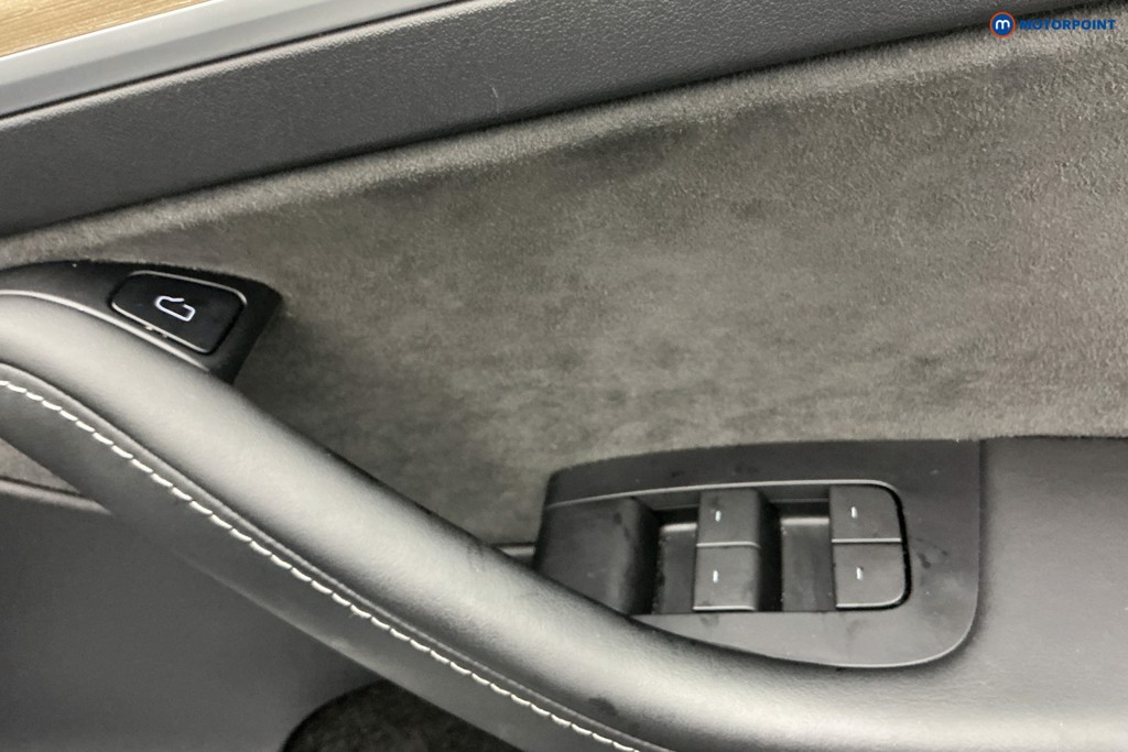 Tesla Model Y Long Range Automatic Electric SUV - Stock Number (1608523) - 27th supplementary image