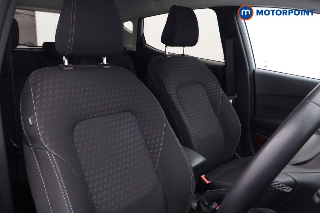 Ford Fiesta Titanium Manual Petrol Hatchback - Stock Number (1608549) - 13th supplementary image