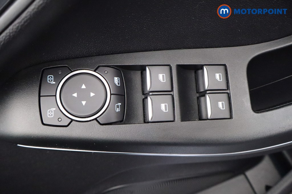 Ford Fiesta Titanium Manual Petrol Hatchback - Stock Number (1608549) - 19th supplementary image