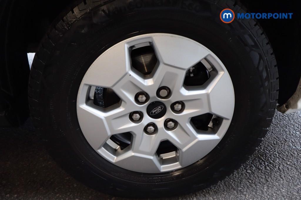 Ford Transit Limited Automatic Diesel Medium Roof Van - Stock Number (1608659) - 8th supplementary image