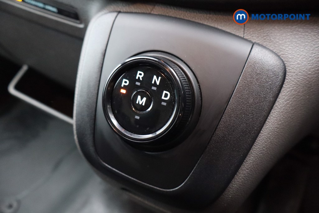 Ford Transit Limited Automatic Diesel Medium Roof Van - Stock Number (1608659) - 16th supplementary image