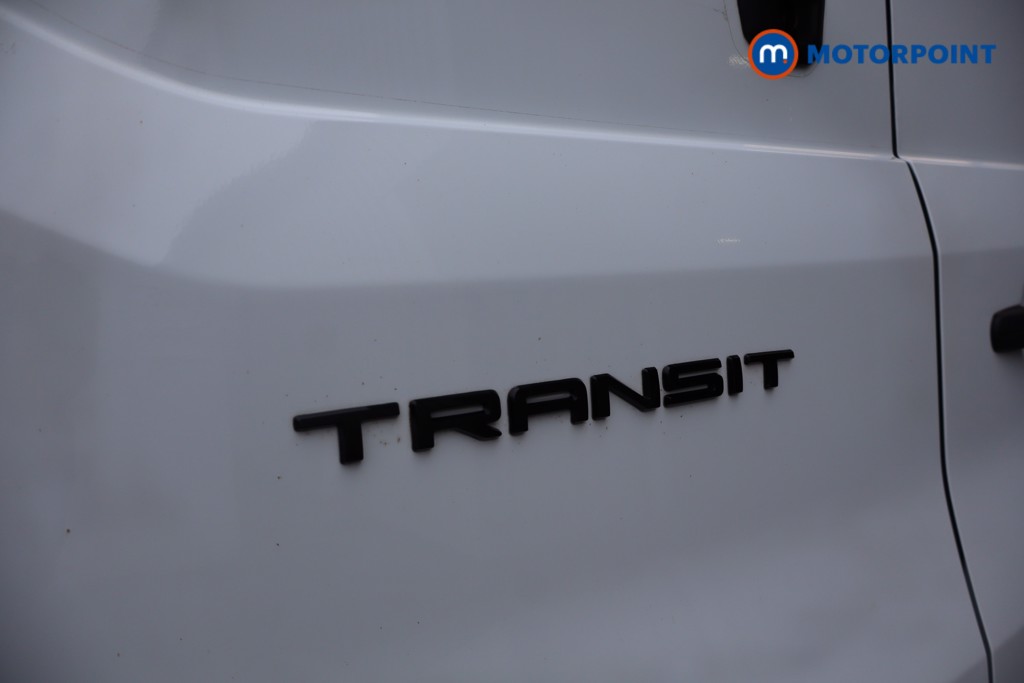 Ford Transit Limited Automatic Diesel Medium Roof Van - Stock Number (1608659) - 29th supplementary image