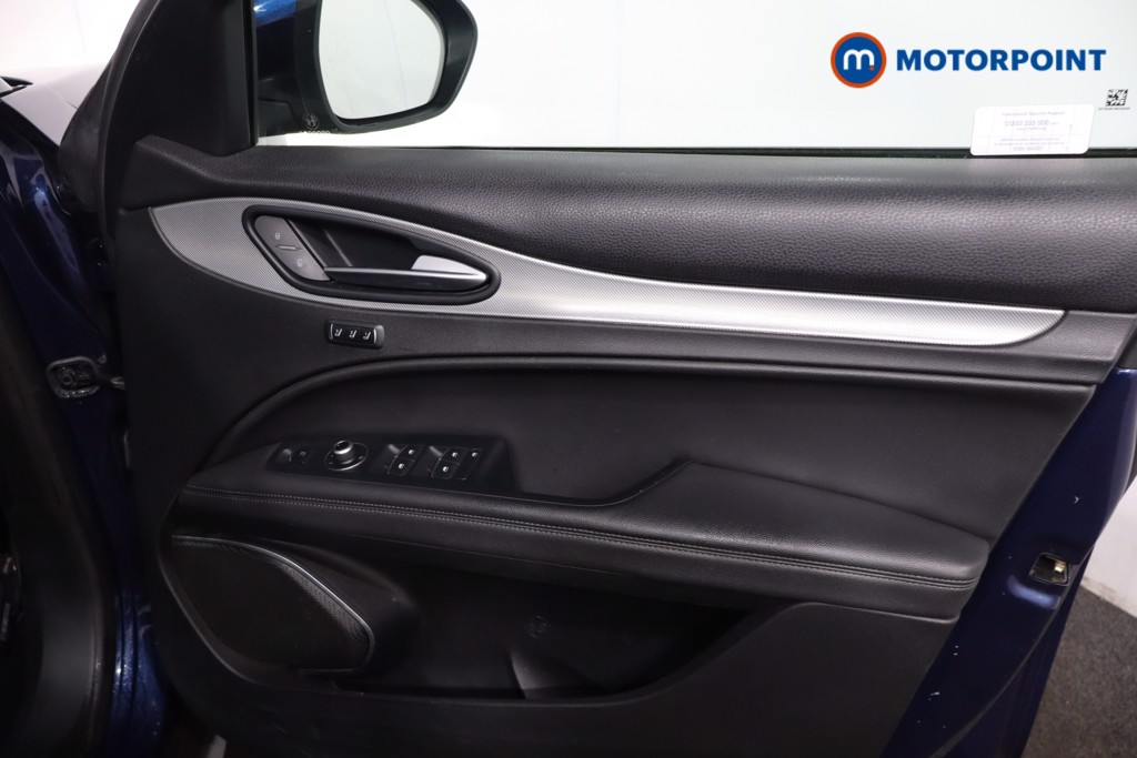 Alfa Romeo Stelvio Speciale Automatic Petrol SUV - Stock Number (1608768) - 22nd supplementary image