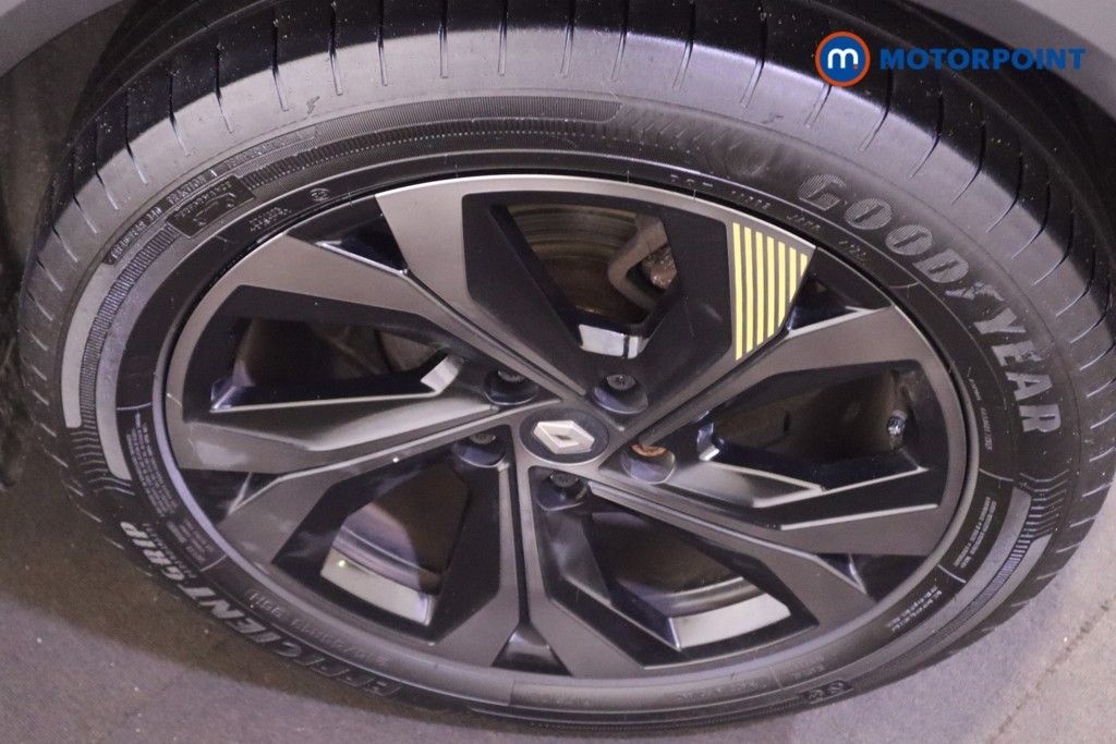 Renault Captur Engineered Automatic Petrol-Electric Hybrid SUV - Stock Number (1608858) - 9th supplementary image