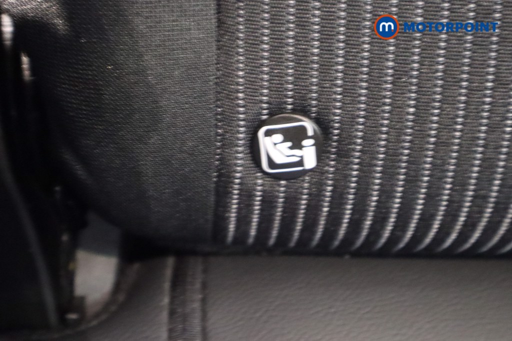 Renault Captur Engineered Automatic Petrol-Electric Hybrid SUV - Stock Number (1608858) - 27th supplementary image