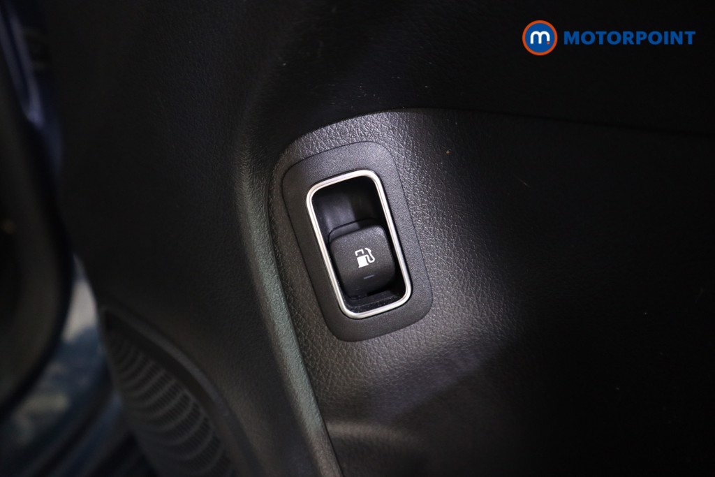 Mercedes-Benz CLA Amg Line Automatic Petrol Plug-In Hybrid Coupe - Stock Number (1608912) - 11th supplementary image