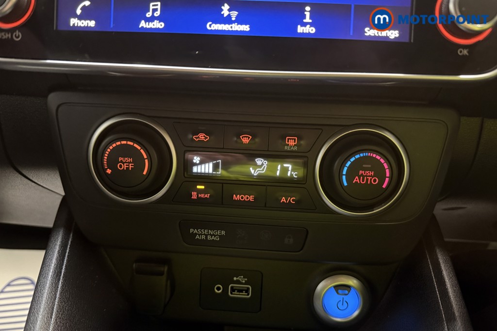 Nissan Leaf Acenta Automatic Electric Hatchback - Stock Number (1609402) - 10th supplementary image