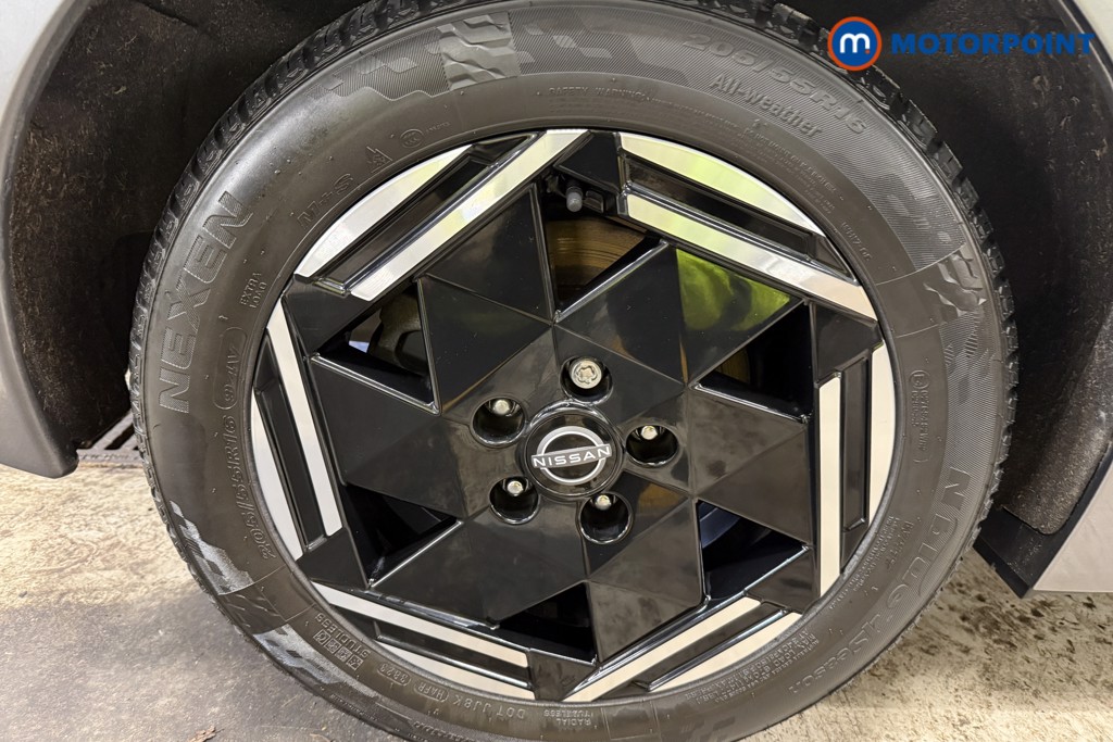 Nissan Leaf Acenta Automatic Electric Hatchback - Stock Number (1609402) - 24th supplementary image