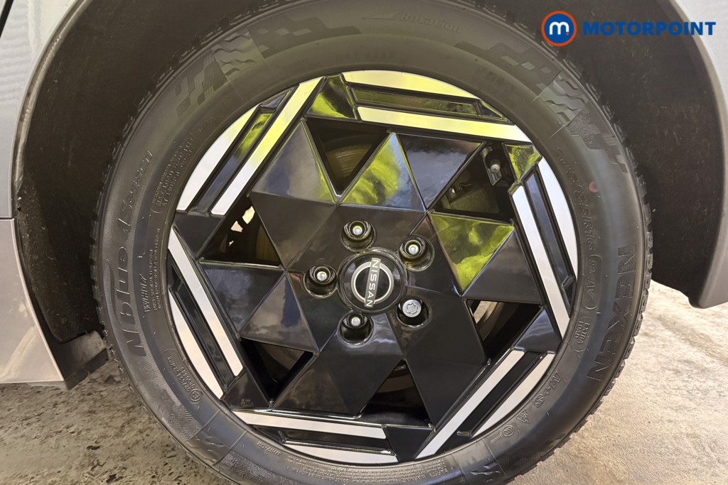 Nissan Leaf Acenta Automatic Electric Hatchback - Stock Number (1609402) - 25th supplementary image