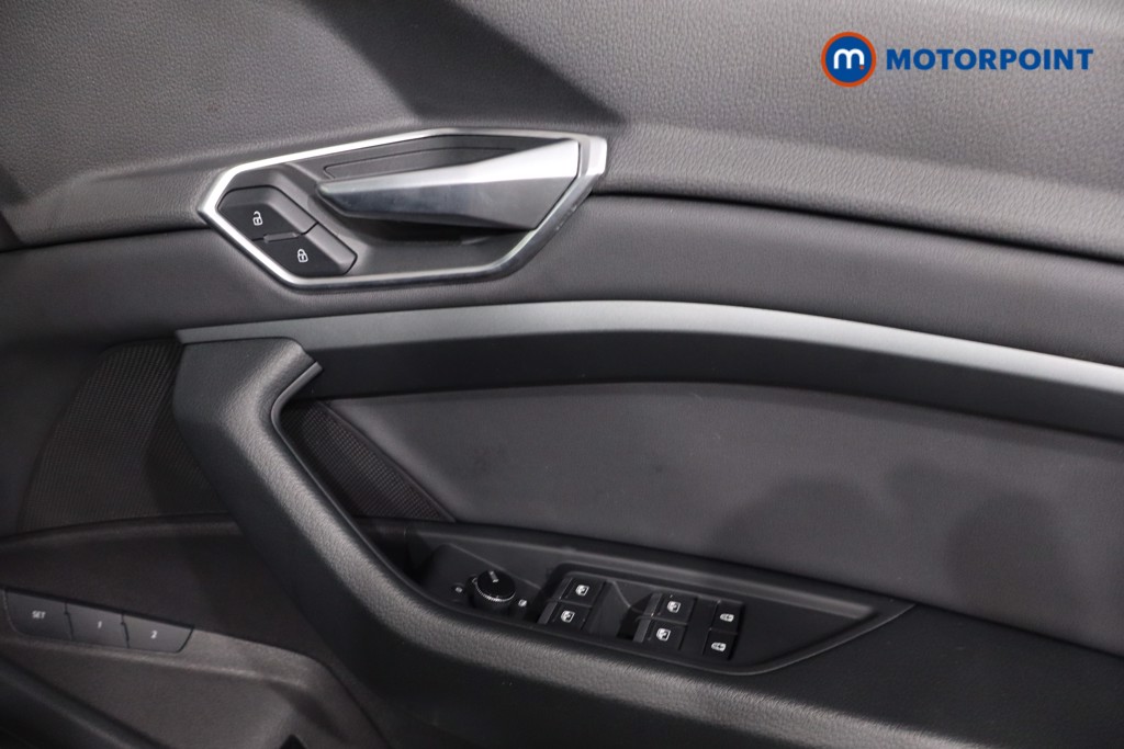 Audi E-Tron Technik Automatic Electric SUV - Stock Number (1609410) - 24th supplementary image