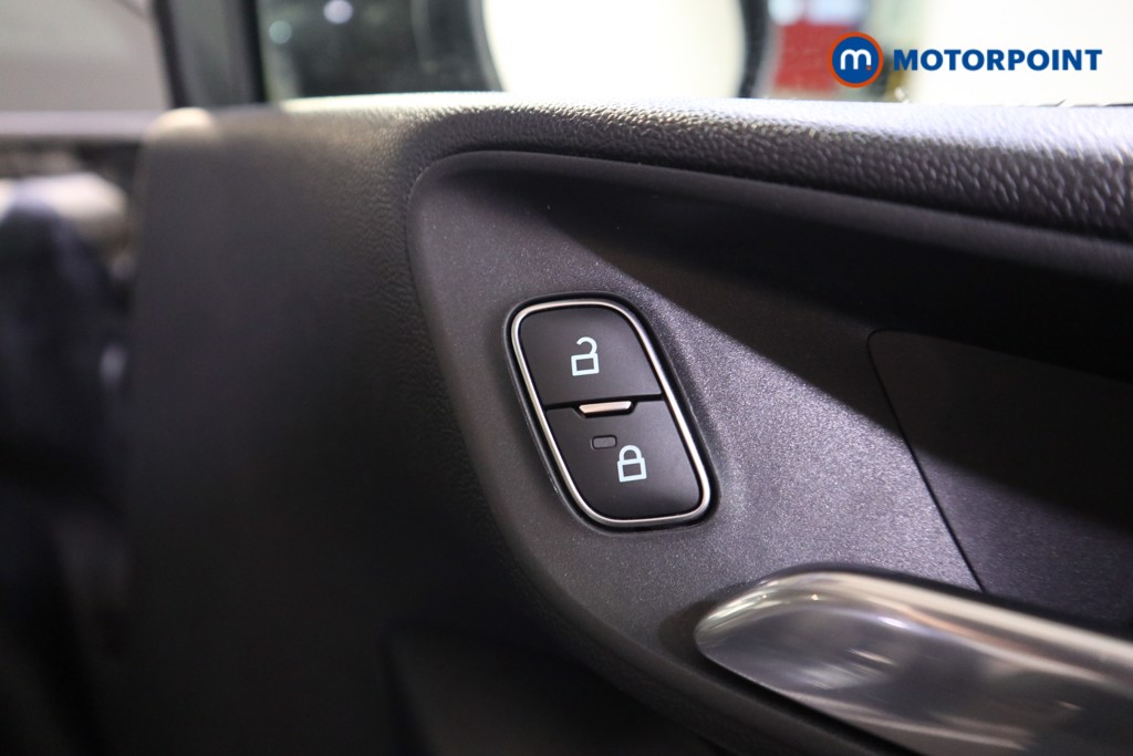 Ford Fiesta Active X Edition Manual Petrol Hatchback - Stock Number (1609604) - 13th supplementary image