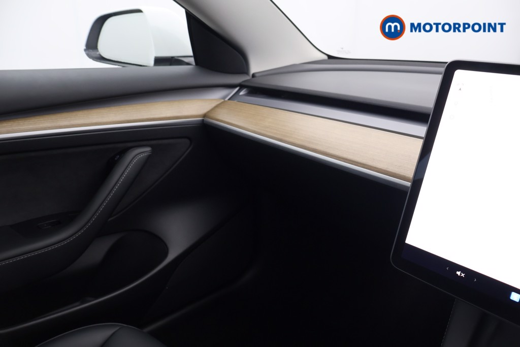 Tesla Model 3 Long Range Automatic Electric Saloon - Stock Number (1609611) - 3rd supplementary image