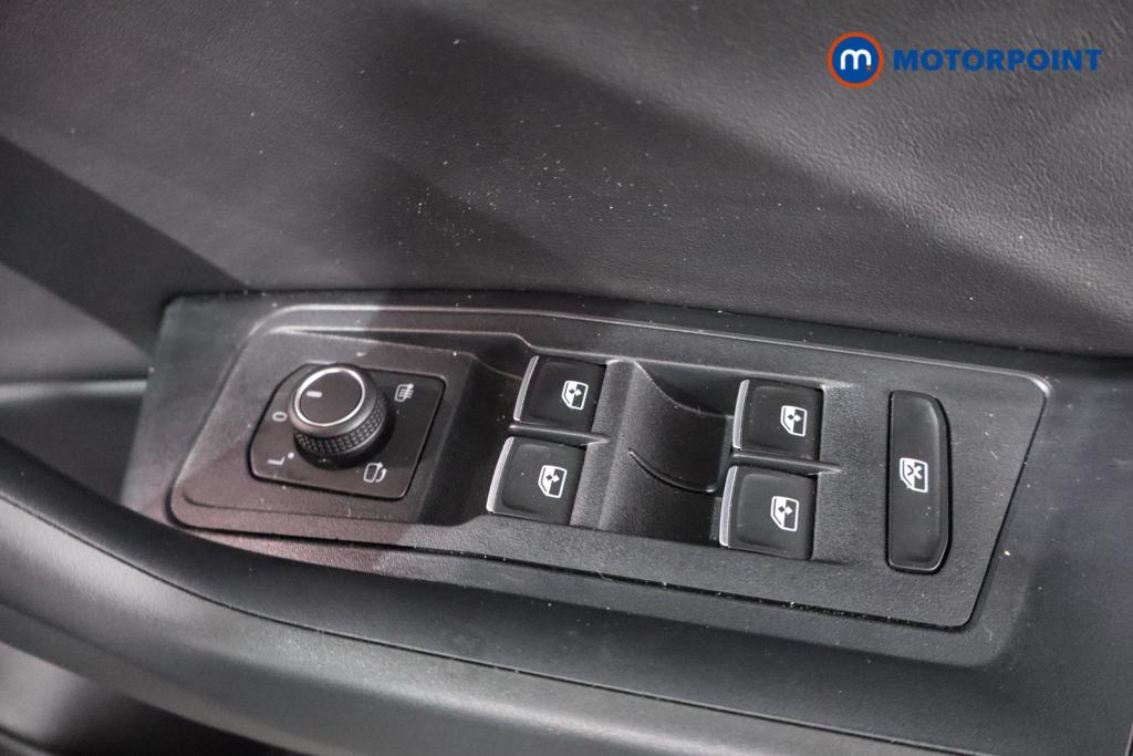 Volkswagen T-Roc Black Edition Automatic Petrol SUV - Stock Number (1609765) - 10th supplementary image