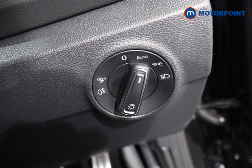 Volkswagen T-Roc Black Edition Automatic Petrol SUV - Stock Number (1609765) - 13th supplementary image