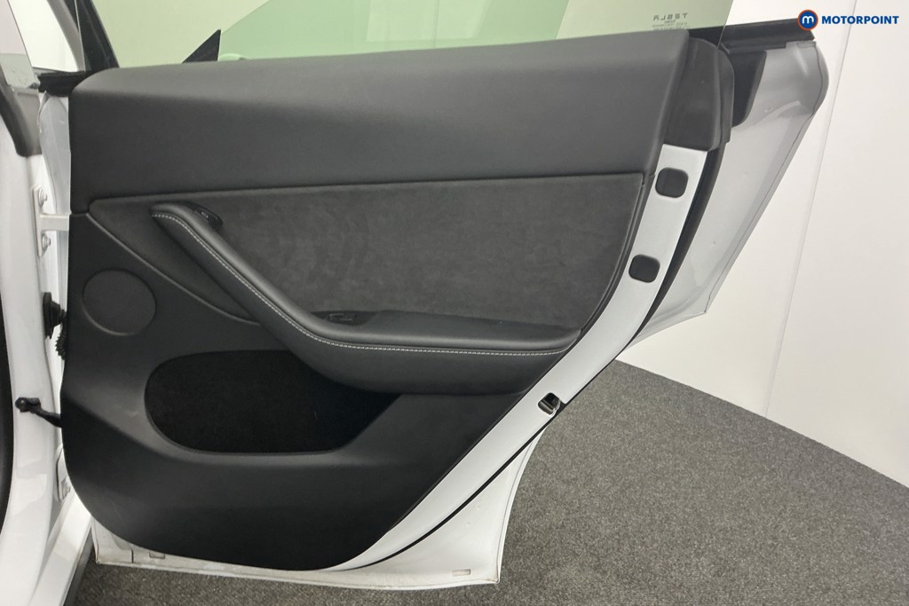 Tesla Model Y Long Range Automatic Electric SUV - Stock Number (1609798) - 29th supplementary image