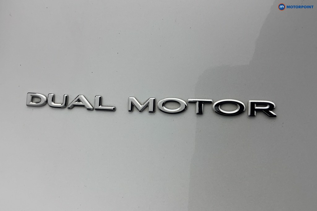 Tesla Model Y Long Range Automatic Electric SUV - Stock Number (1609798) - 42nd supplementary image