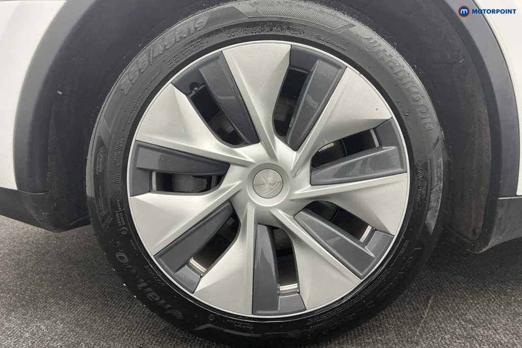 Tesla Model Y Long Range Automatic Electric SUV - Stock Number (1609798) - 45th supplementary image