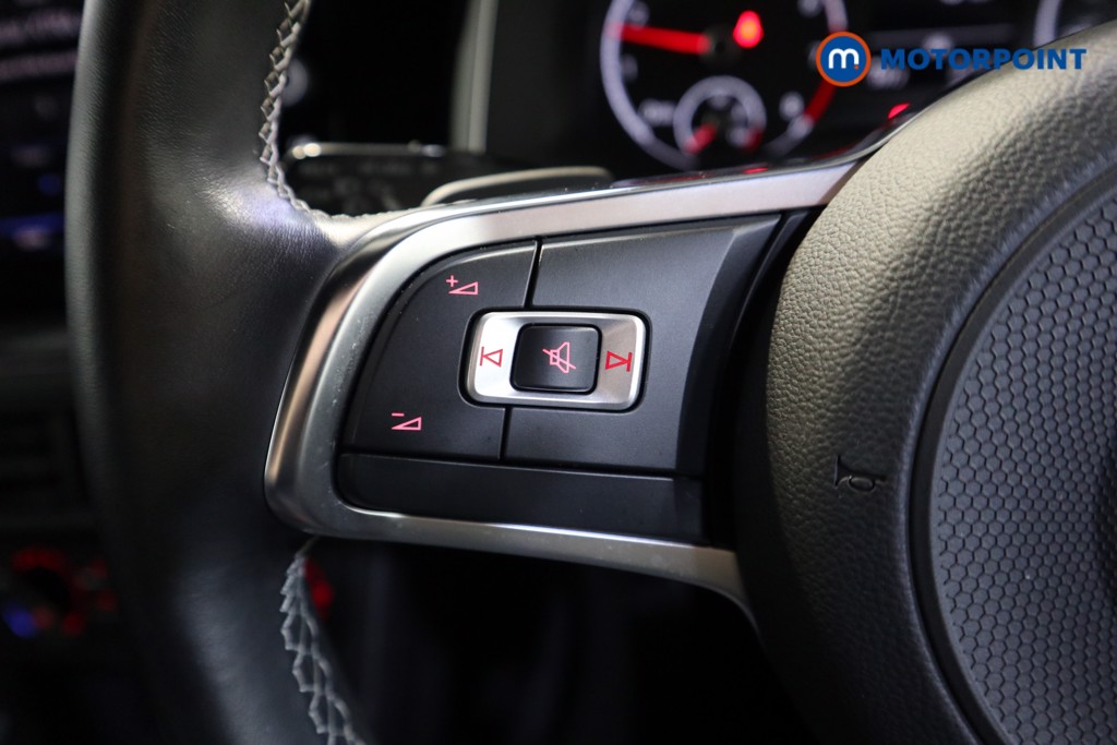 Volkswagen Polo R-Line Automatic Petrol Hatchback - Stock Number (1610274) - 3rd supplementary image