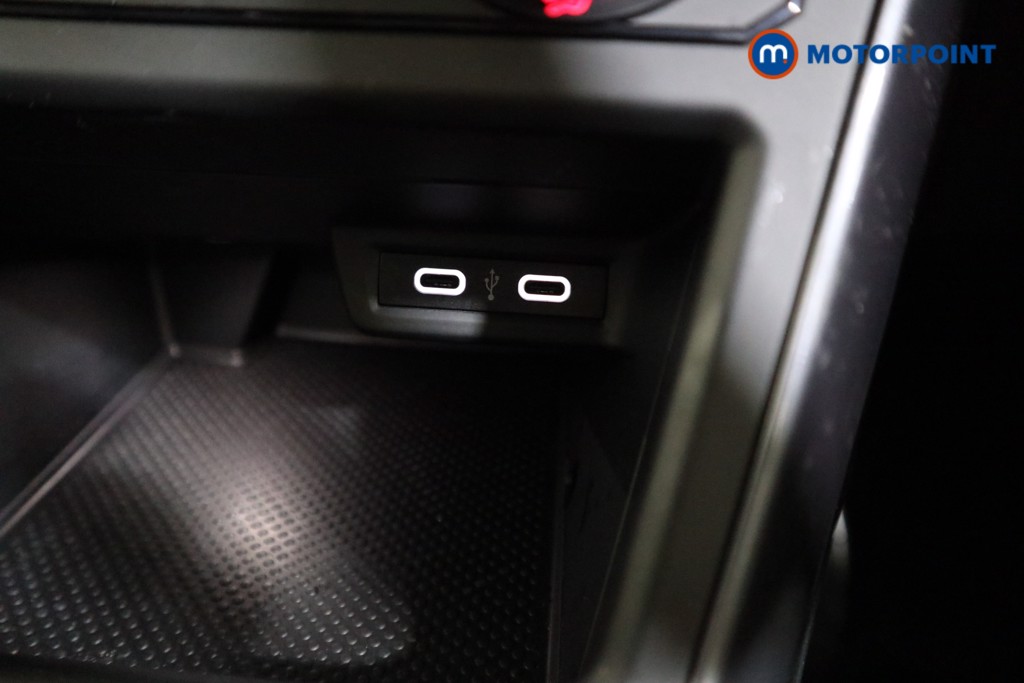 Volkswagen Polo R-Line Automatic Petrol Hatchback - Stock Number (1610274) - 9th supplementary image