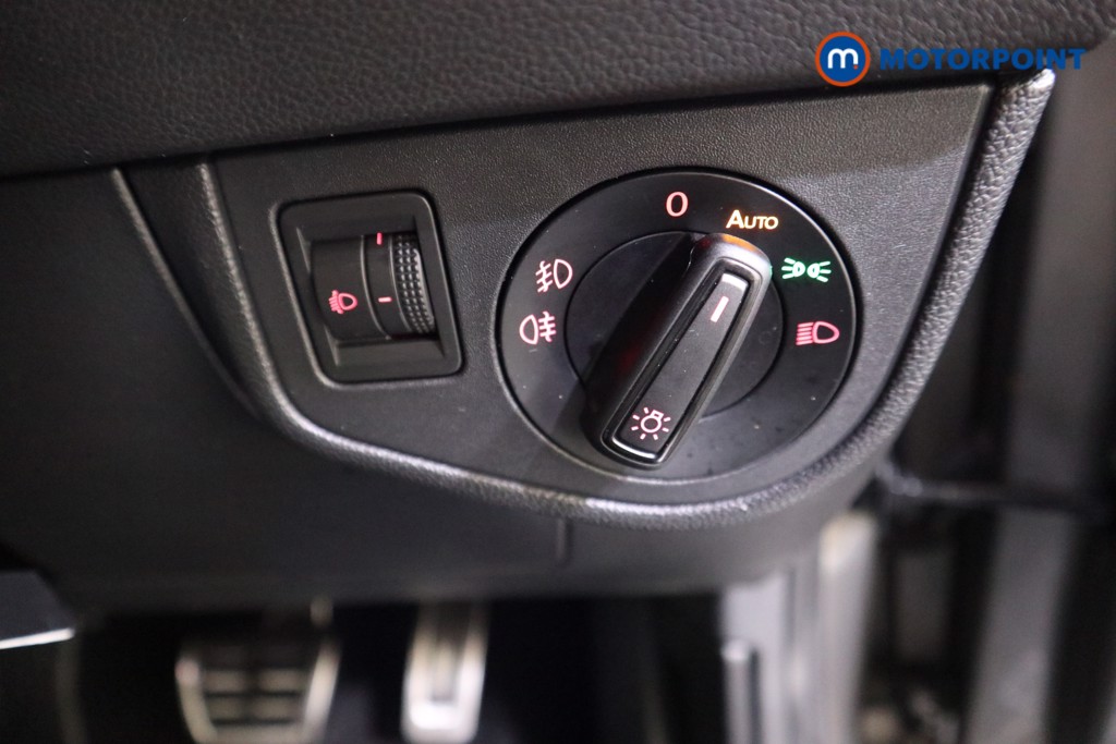 Volkswagen Polo R-Line Automatic Petrol Hatchback - Stock Number (1610274) - 11th supplementary image