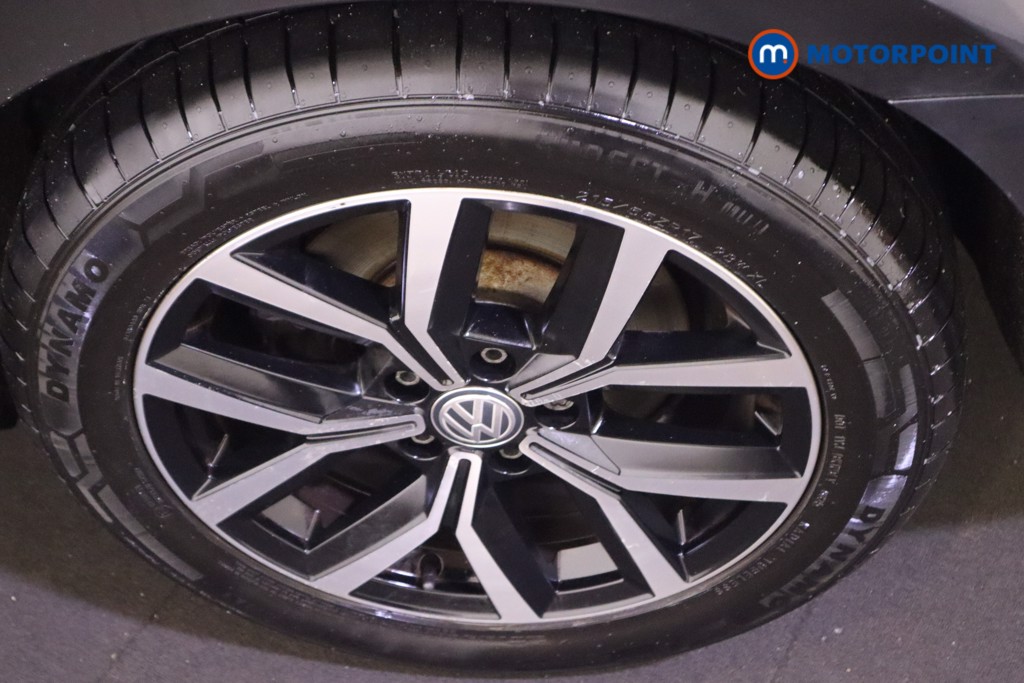 Volkswagen Passat SEL Automatic Diesel Estate - Stock Number (1610314) - 9th supplementary image