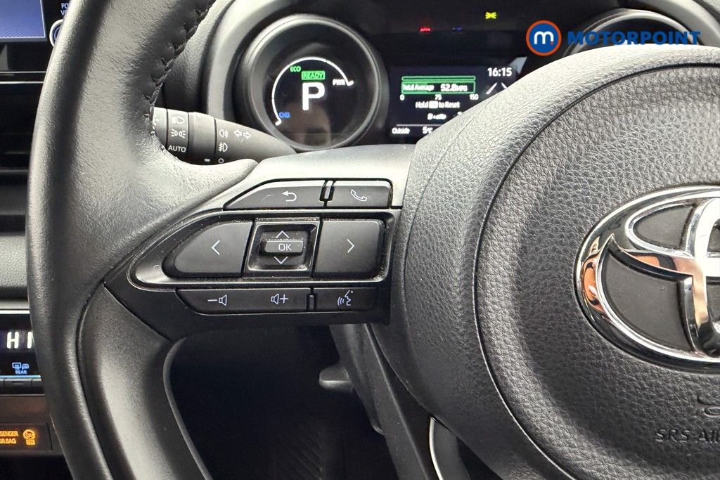 Toyota Yaris Design Automatic Petrol-Electric Hybrid Hatchback - Stock Number (1610340) - 3rd supplementary image