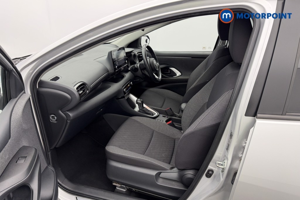 Toyota Yaris Design Automatic Petrol-Electric Hybrid Hatchback - Stock Number (1610340) - 31st supplementary image