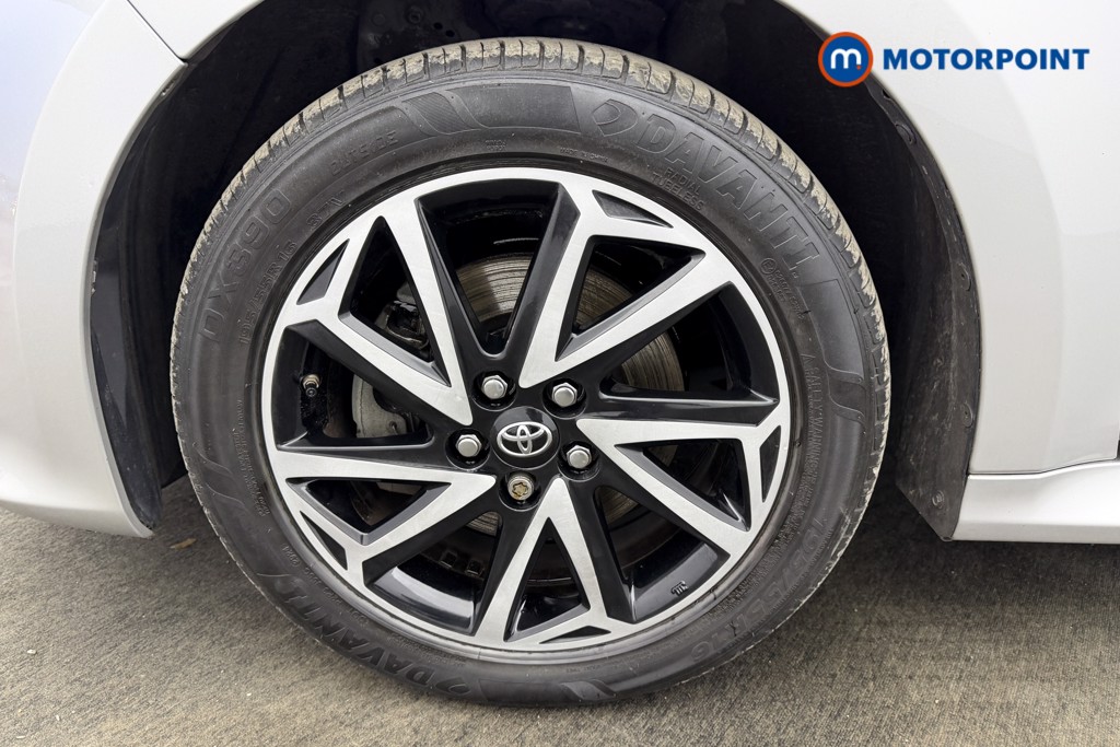 Toyota Yaris Design Automatic Petrol-Electric Hybrid Hatchback - Stock Number (1610340) - 34th supplementary image