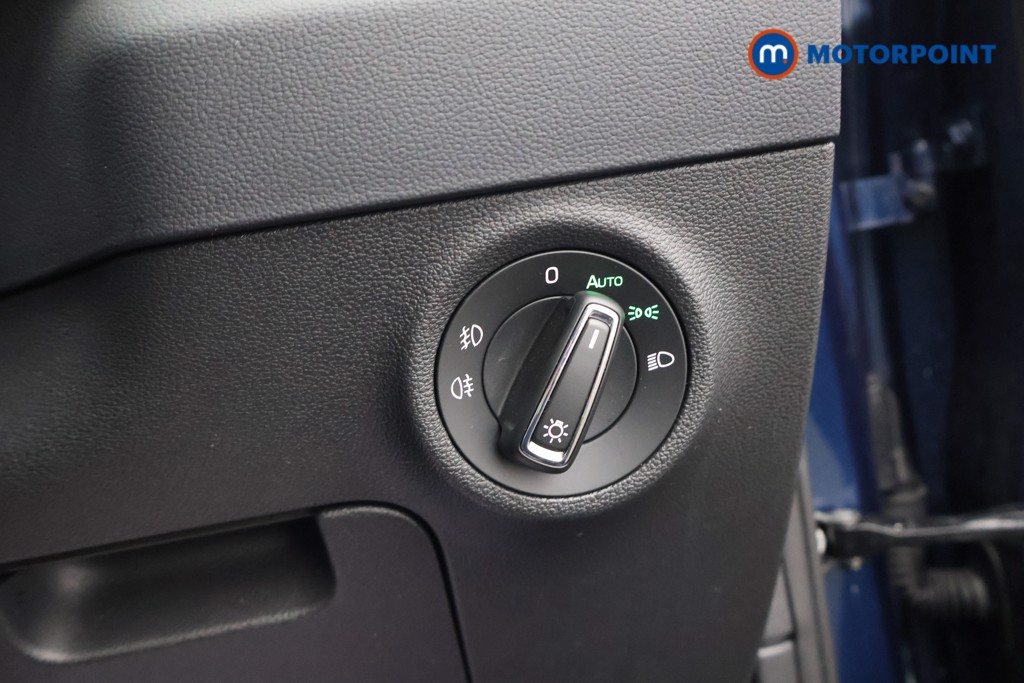 Skoda Karoq Se L Automatic Petrol SUV - Stock Number (1610383) - 10th supplementary image