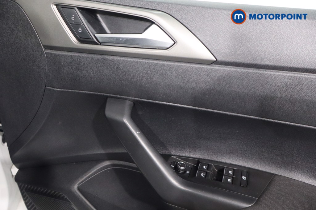 Volkswagen Polo SE Manual Petrol Hatchback - Stock Number (1610541) - 21st supplementary image