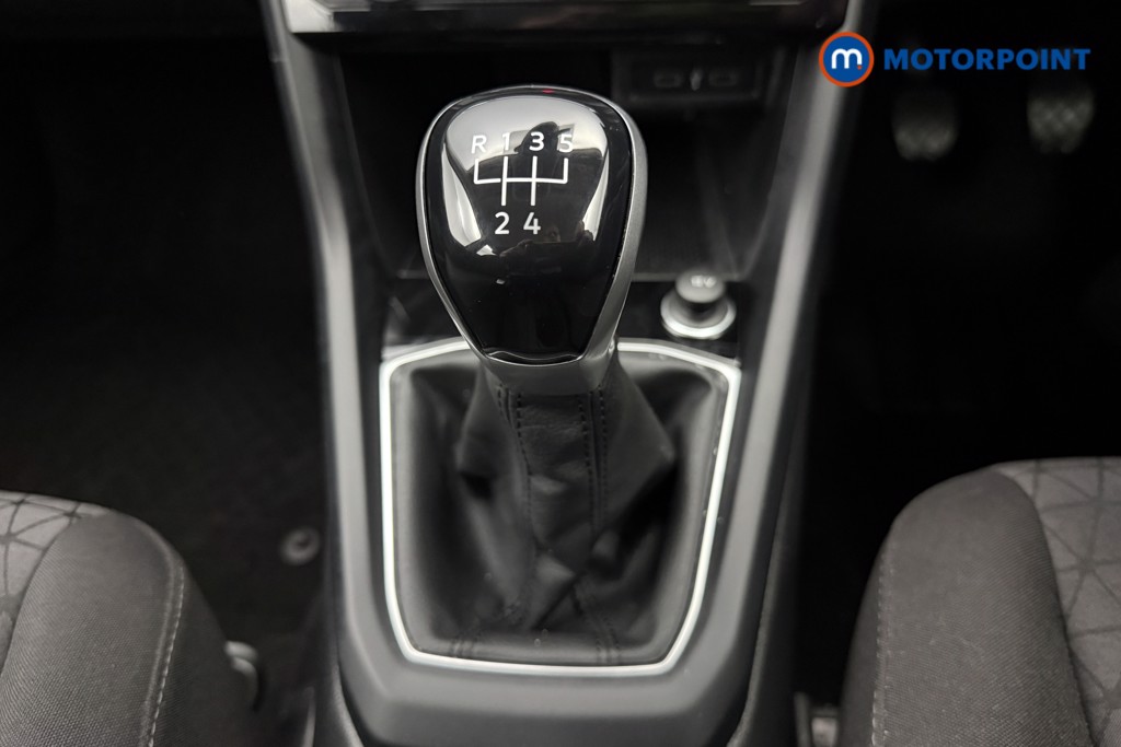 Volkswagen T-Cross SE Manual Petrol SUV - Stock Number (1610589) - 5th supplementary image