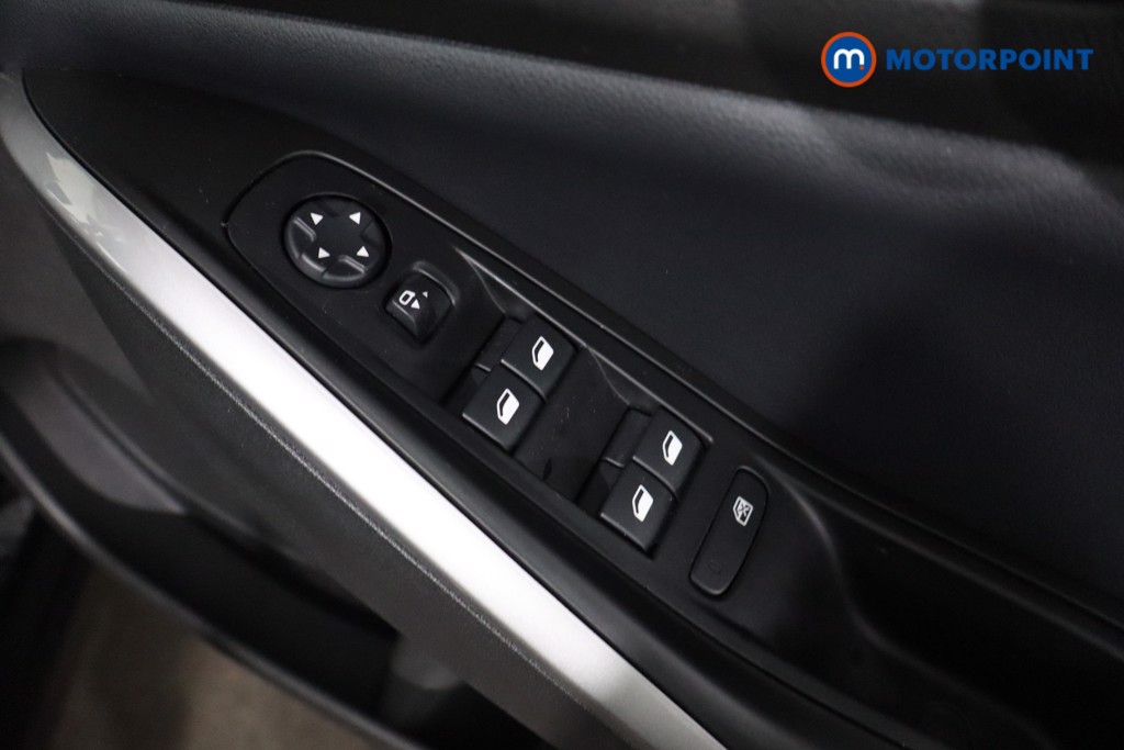 Vauxhall Grandland Ultimate Manual Petrol SUV - Stock Number (1610601) - 25th supplementary image