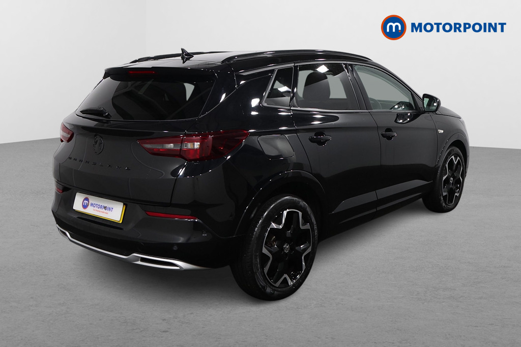 Vauxhall Grandland Ultimate Manual Petrol SUV - Stock Number (1610601) - Drivers side rear corner