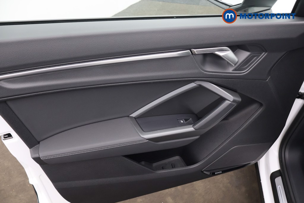 Audi Q3 Black Edition Automatic Petrol SUV - Stock Number (1610660) - 19th supplementary image