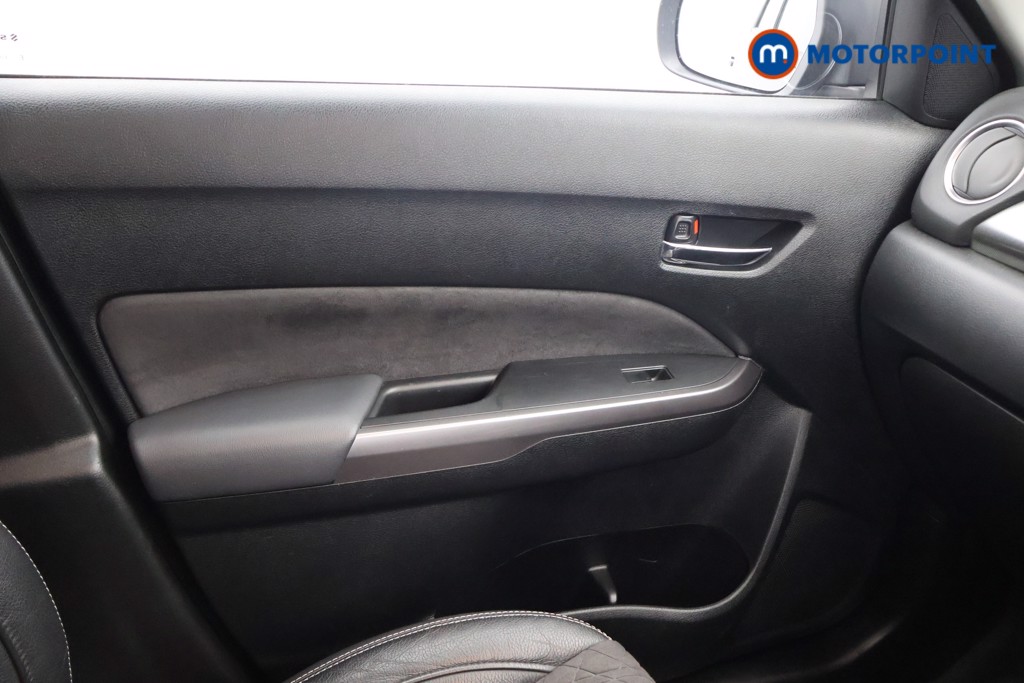 Suzuki Vitara SZ5 Manual Petrol SUV - Stock Number (1610661) - 7th supplementary image