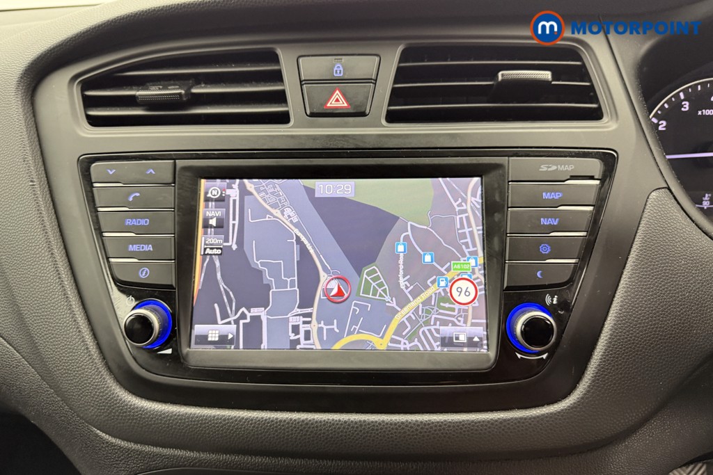 Hyundai I20 Premium Se Nav Manual Petrol Hatchback - Stock Number (1610988) - 8th supplementary image