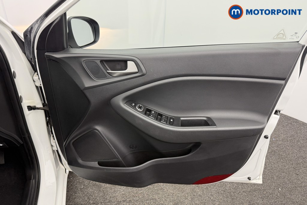Hyundai I20 Premium Se Nav Manual Petrol Hatchback - Stock Number (1610988) - 17th supplementary image