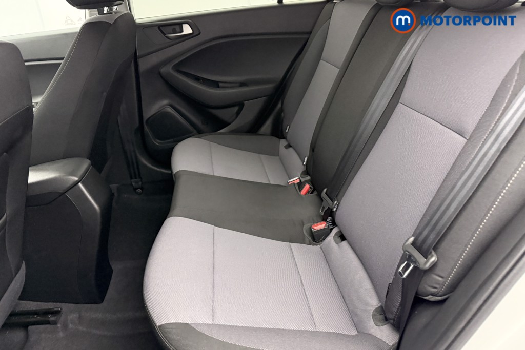 Hyundai I20 Premium Se Nav Manual Petrol Hatchback - Stock Number (1610988) - 22nd supplementary image
