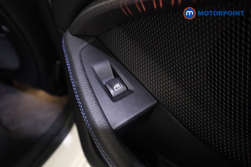 BMW 1 Series M Sport Automatic Petrol Hatchback - Stock Number (1610999) - 20th supplementary image