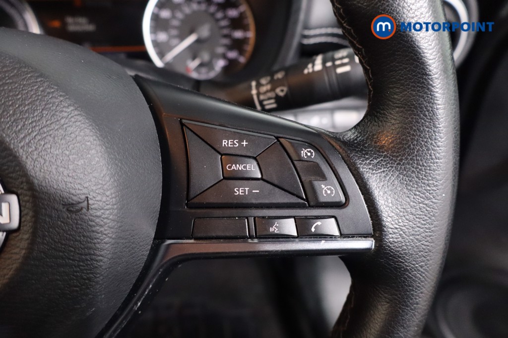 Nissan Juke N-Connecta Automatic Petrol-Electric Hybrid SUV - Stock Number (1611125) - 8th supplementary image