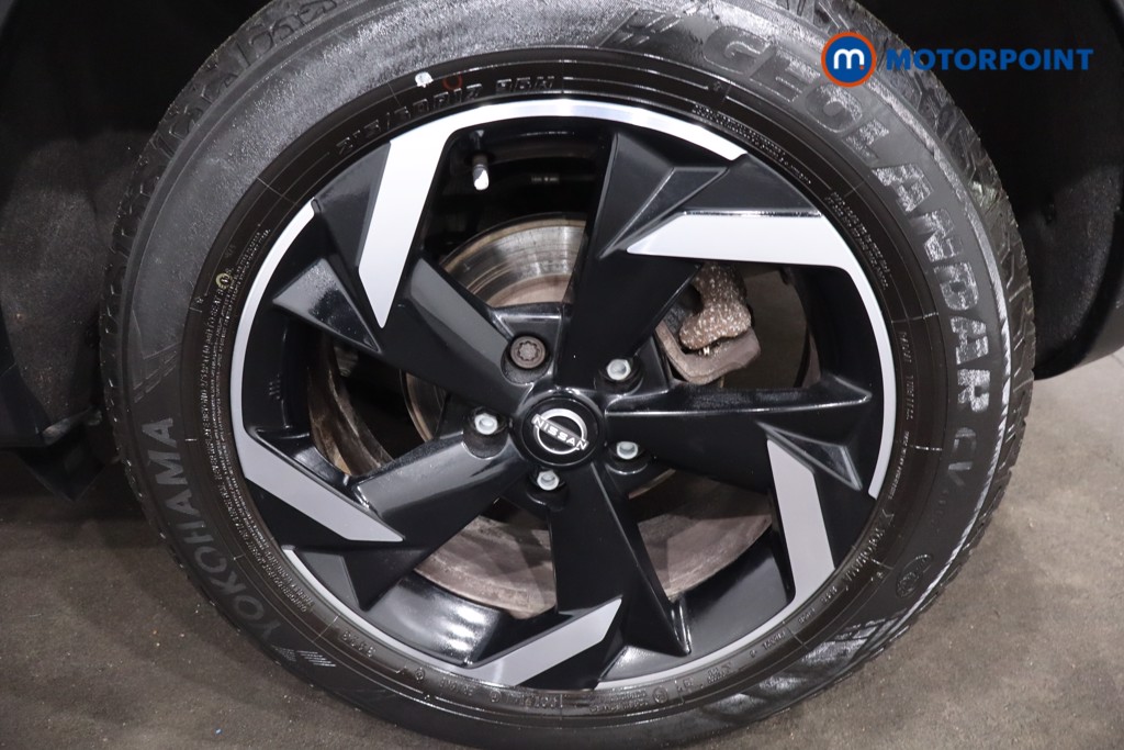 Nissan Juke N-Connecta Automatic Petrol-Electric Hybrid SUV - Stock Number (1611125) - 12th supplementary image