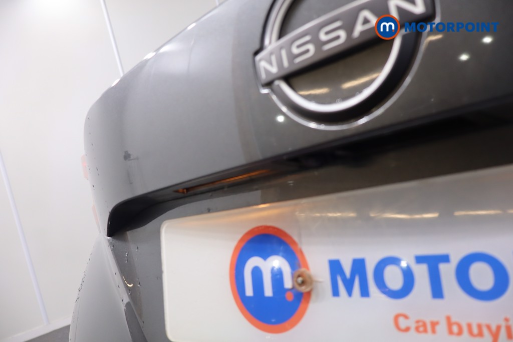 Nissan Juke N-Connecta Automatic Petrol-Electric Hybrid SUV - Stock Number (1611125) - 32nd supplementary image