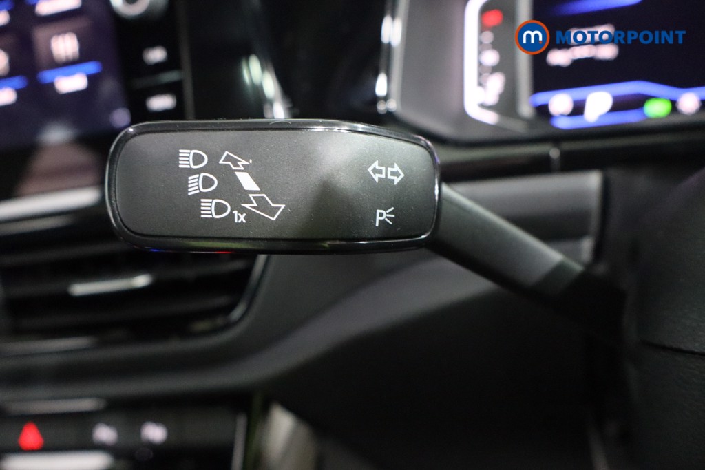 Volkswagen T-Roc Black Edition Automatic Petrol SUV - Stock Number (1611155) - 15th supplementary image