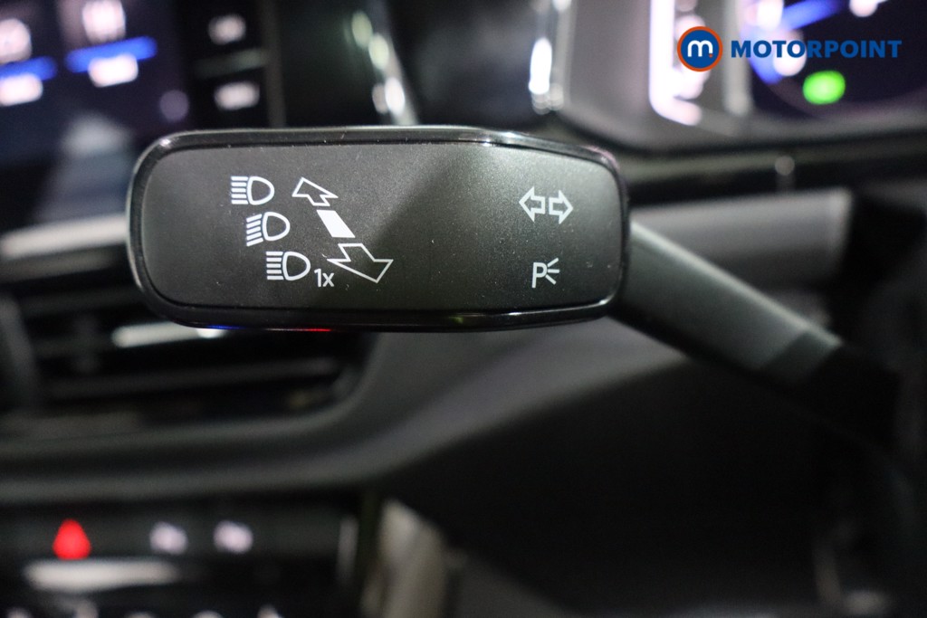 Volkswagen T-Roc Black Edition Automatic Petrol SUV - Stock Number (1611157) - 15th supplementary image