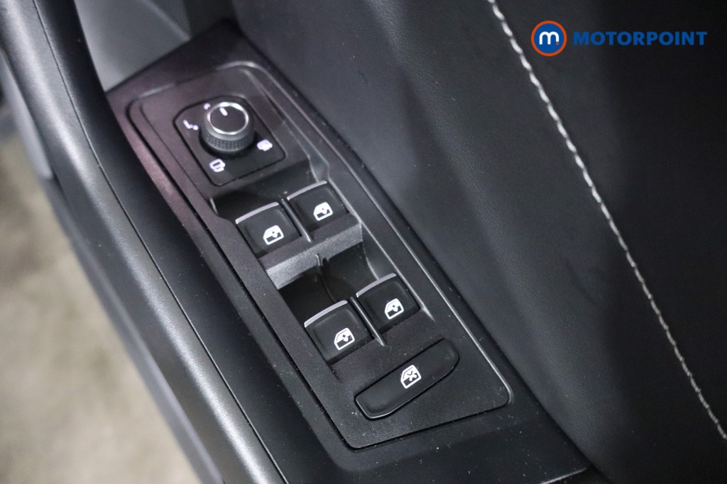 Volkswagen T-Roc Black Edition Automatic Petrol SUV - Stock Number (1611157) - 18th supplementary image