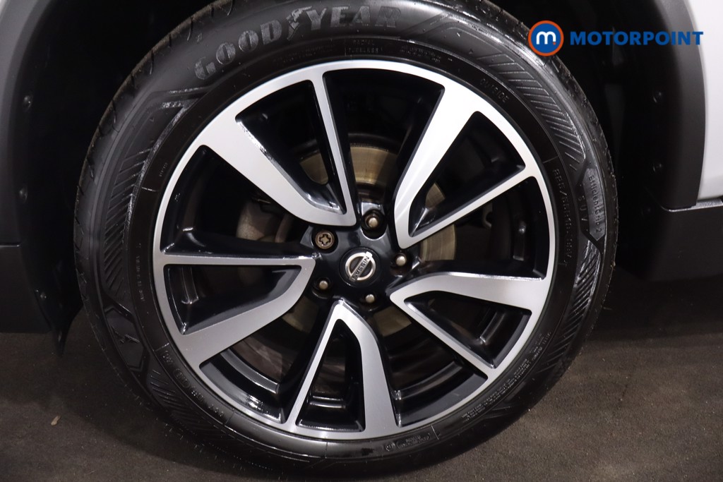 Nissan X-Trail Tekna Manual Petrol SUV - Stock Number (1611346) - 11th supplementary image